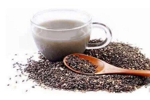 芝麻泡水喝有什么好处呢?芝麻水的4大功效