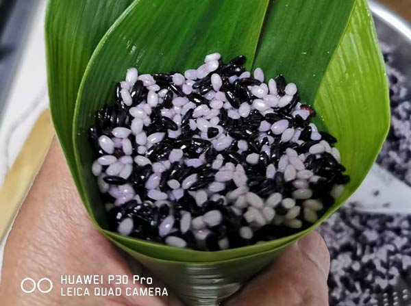包粽子